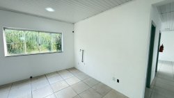 Aluguel comercial na principal de Lomba Grande 