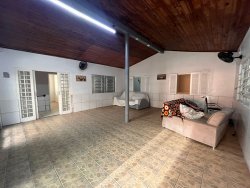 Casa comercial com 426m² no bairro Scharlau 