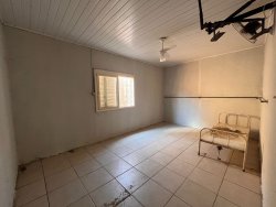Casa comercial com 426m² no bairro Scharlau 