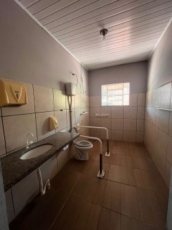 Casa comercial com 426m² no bairro Scharlau 