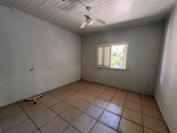 Casa comercial com 426m² no bairro Scharlau 