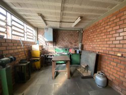 Pavilhão Industrial com 360m² na Feitoria 
