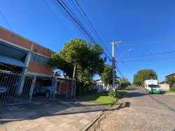 Pavilhão Industrial com 360m² na Feitoria 