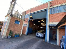 Pavilhão Industrial com 360m² na Feitoria 