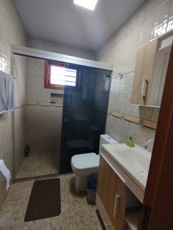 Casa com 03 dormitórios no bairro Ideal 