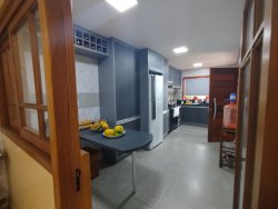 Casa com 03 dormitórios no bairro Ideal 