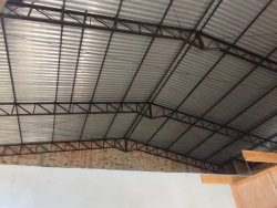 Prédio comercial com 371,43m² no bairro Guarani 