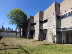 Prédio comercial com 371,43m² no bairro Guarani 