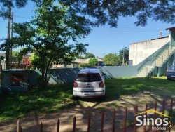 Casa com 03 dormitórios no bairro Canudos 