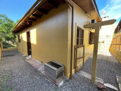 Casa com 02 dormitórios no bairro São José 
