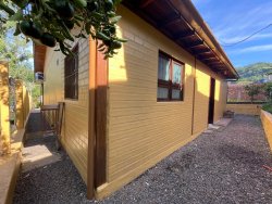 Casa com 02 dormitórios no bairro São José 