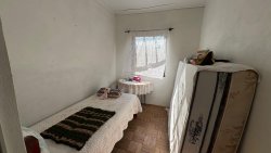 Casa com 02 dormitórios no bairro Lomba Grande 