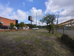 Terreno plano com 464m² no bairro Santos Dumont 