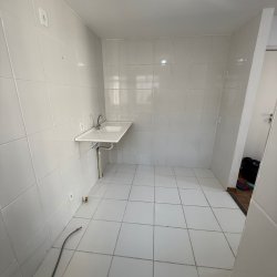 Cobertura duplex com 03 dormitórios semimobiliada no Condomínio Germânia Life 