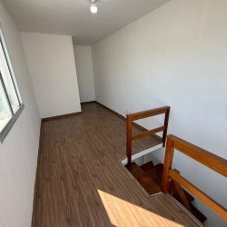 Cobertura duplex com 03 dormitórios semimobiliada no Condomínio Germânia Life 