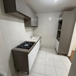 Cobertura duplex com 03 dormitórios semimobiliada no Condomínio Germânia Life 