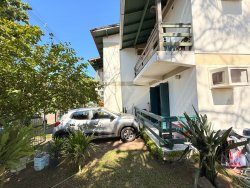 Apartamento com 03 dormitórios no Edifício Três de Outubro 