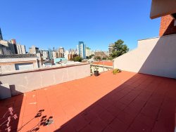 Cobertura duplex com 02 dormitórios no Condomínio Jardim Rivadavia Fernandes  