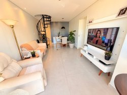 Cobertura duplex com 02 dormitórios no Condomínio Jardim Rivadavia Fernandes  