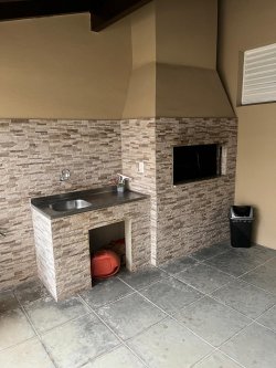 Apartamento com 02 dormitórios no Edifício Creta 