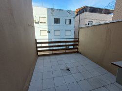 Apartamento com 02 dormitórios no Edifício Creta 
