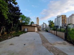 Casa com 03 dormitórios no bairro Rio Branco  