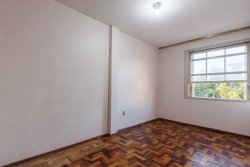 Apartamento com 03 dormitórios no Edifício Minuano  
