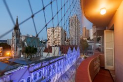 Apartamento com 03 dormitórios no Edifício Minuano  