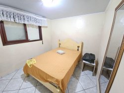 Casa com 06 dormitórios no bairro Rio Branco 