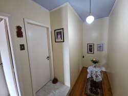 Casa com 06 dormitórios no bairro Rio Branco 