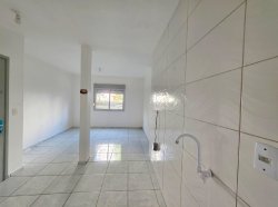 Apartamento com 02 dormitórios no Condomínio Barão do Rio Branco 