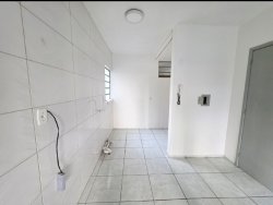 Apartamento com 02 dormitórios no Condomínio Barão do Rio Branco 