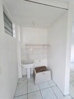 Apartamento com 02 dormitórios no Condomínio Barão do Rio Branco 