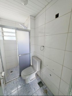 Apartamento com 02 dormitórios no Condomínio Barão do Rio Branco 