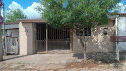 Casa com 02 dormitórios no bairro Boa Saúde  
