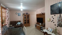 Casa com 02 dormitórios no bairro Boa Saúde  