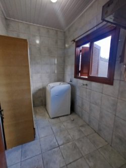 Casa com terreno de 940m² no bairro Canudos 