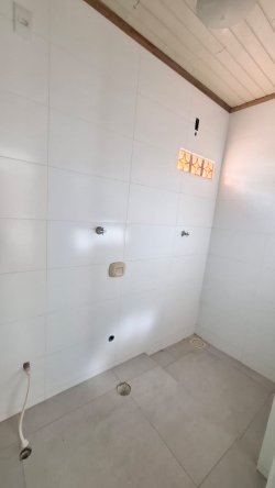 Casa mista com 2 dormitórios no bairro Rincão 