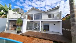 Casa mista com 2 dormitórios no bairro Rincão 