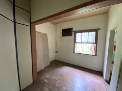 Casa com 04 dormitórios no bairro Rio Branco 