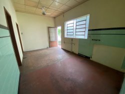 Casa com 04 dormitórios no bairro Rio Branco 