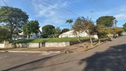 Terreno de esquina com 615,90m² no bairro Ouro Branco 