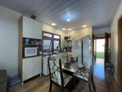 Casa com 02 dormitórios no bairro Campina  
