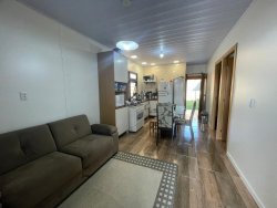 Casa com 02 dormitórios no bairro Campina  
