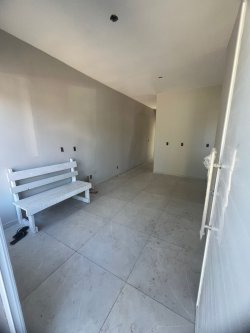 Casa com 02 dormitórios no bairro Fazenda São Borja 