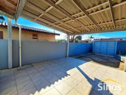 Casa com 04 dormitórios, sendo 01 suíte na Feitoria 