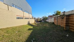 Terreno de 422m² no Bairro Ideal 