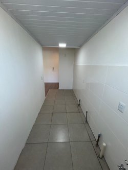 Apartamento com 02 dormitórios no Condomínio Residencial Delfos 