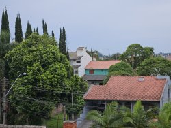 Casa com 02 dormitórios no bairro Ouro Branco 