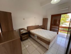 Casa com 03 dormitórios no bairro Lomba Grande 